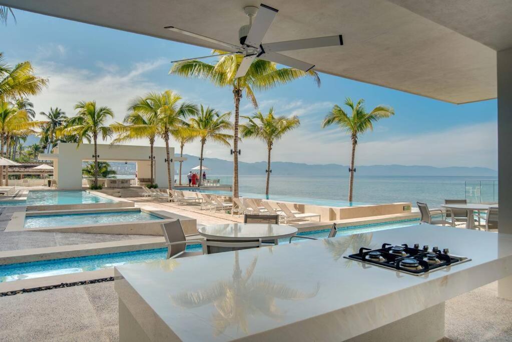Harbor 3008 Amazing Beach Front Condo By Moikkarentals Puerto Vallarta Buitenkant foto